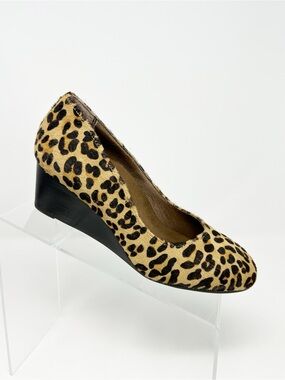 Vionic Antonia Womens Wedge Pump Beige Leopard Print Orthotic Comfort Size 6.5